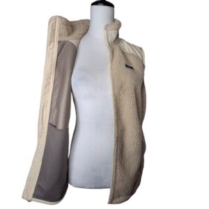 Patagonia Warm Vest Women's Size L
